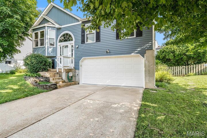 Property Photo:  194 Rutherglen Drive  MO 63088 