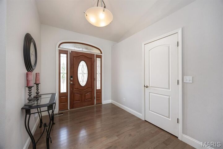 Property Photo: 437 Marbleton Circle IL 62269