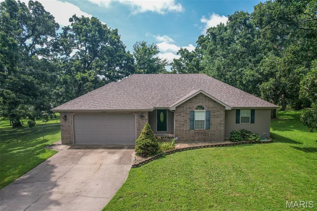 Property Photo:  206 Raef Road  MO 65536 