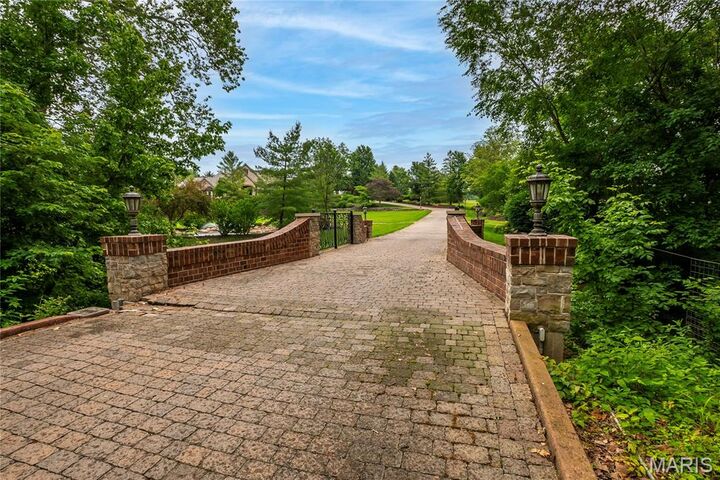Property Photo:  4 Slate River Way  MO 63385 