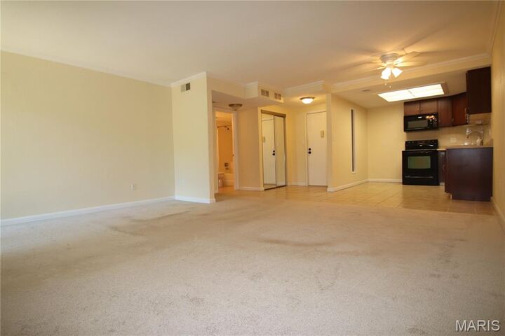 Property Photo: 1400 Heritage Landing #106 Landing 106 MO 63303