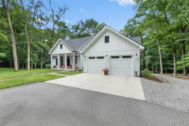 Property Photo:  3124 County Road 214  MO 63701 