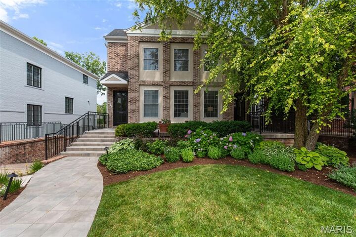 248 Gay Avenue  Clayton MO 63105 photo
