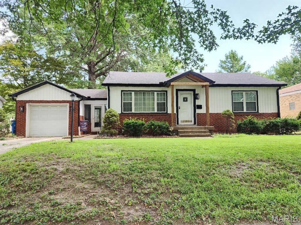 Property Photo:  3506 Franklin Avenue  IL 62040 