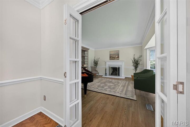 Property Photo: 12549 Bickford Drive MO 63141