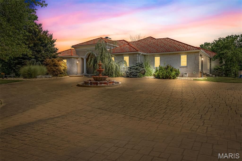 Property Photo: 3299 Equestrian Drive MO 63028