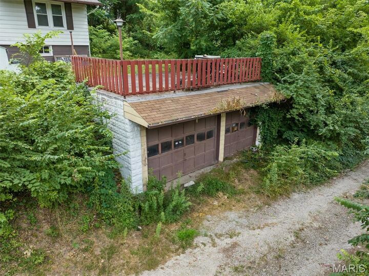 Property Photo: 1619 Pontiac Road IL 62208