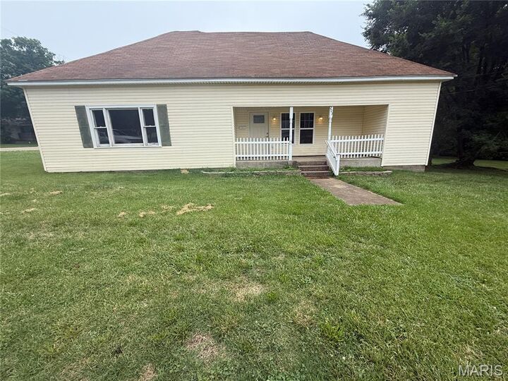 Property Photo:  203 3rd Street  MO 63601 