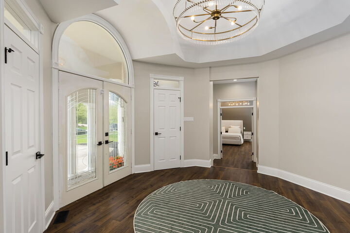 Property Photo: 7 Loblolly Court IL 60439
