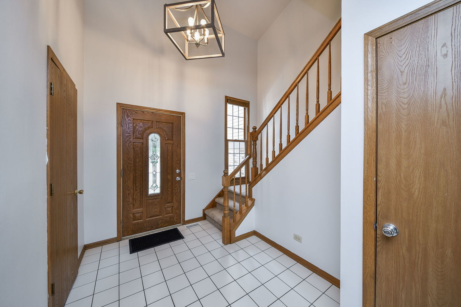 Property Photo: 431 Orleans Avenue 431 IL 60565