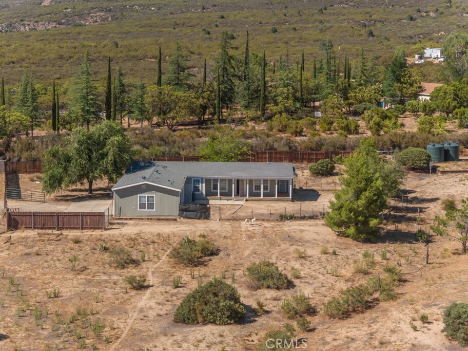 Property Photo: 36678 La Via De Paz CA 92539