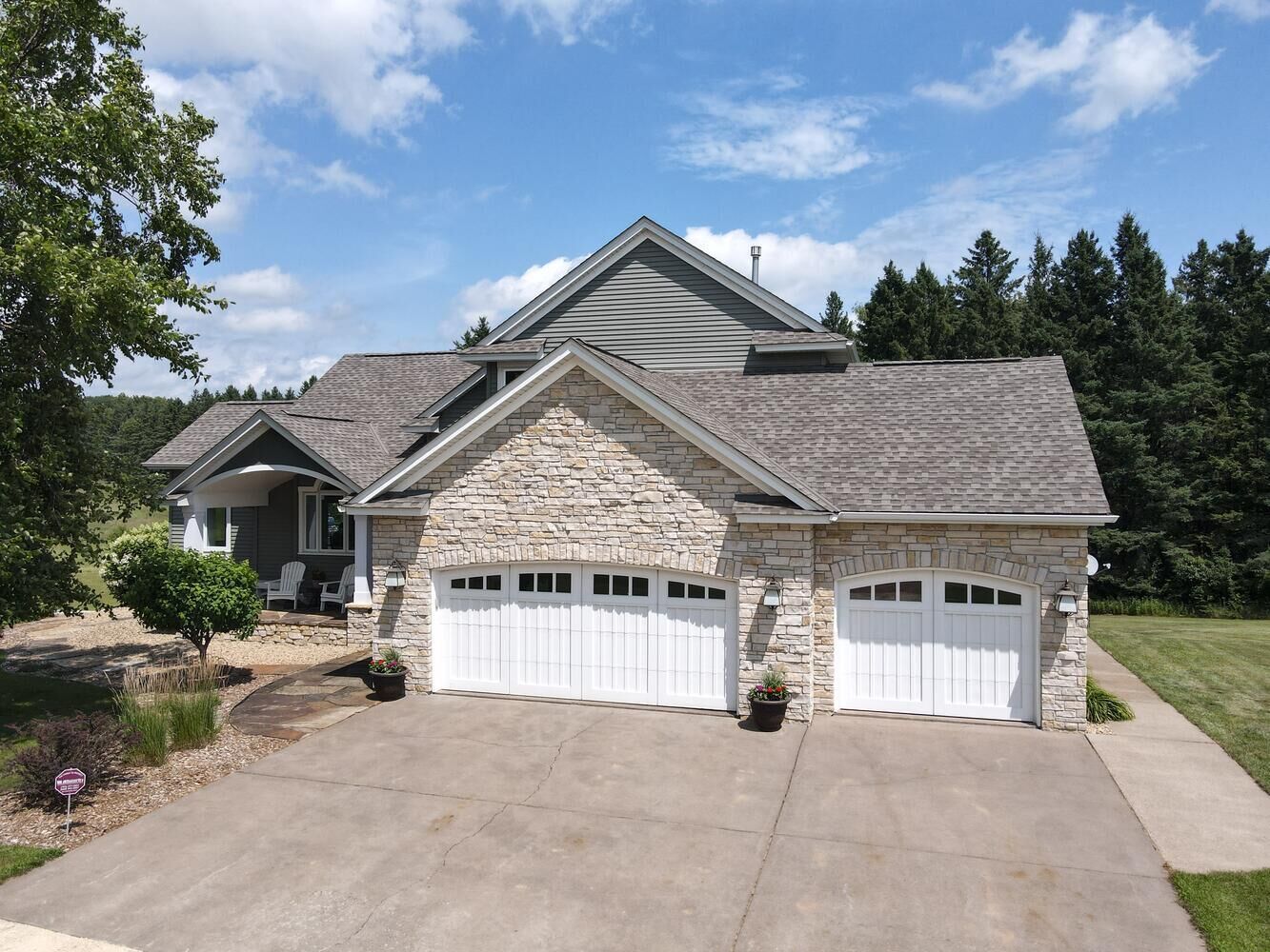 Property Photo: 1708 430th Street W MN 55032