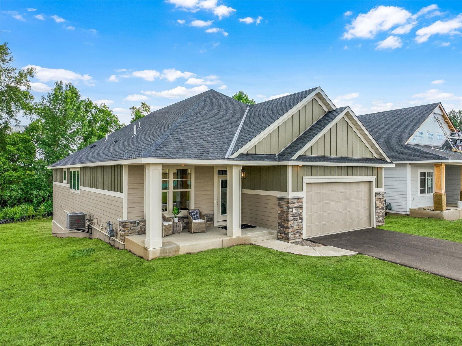 Property Photo:  17740 Ellsworth Drive  MN 55044 