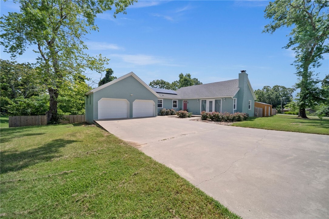 419 N F Street  Rogers AR 72756 photo