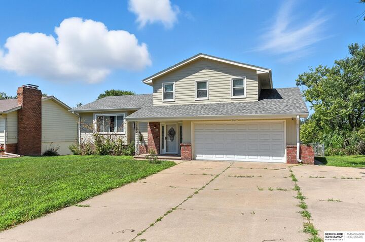 3914 N 94th Street  Omaha NE 68134 photo