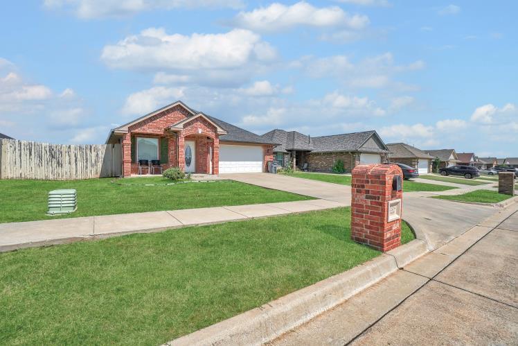 2304 SW 45th Street  Lawton OK 73505 photo