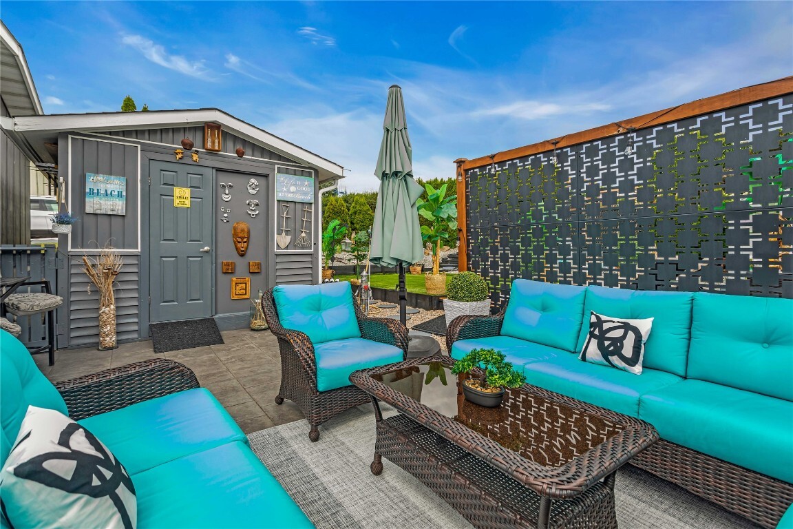 Property Photo: 2098 Boucherie Road 26 BC V4T 2A5