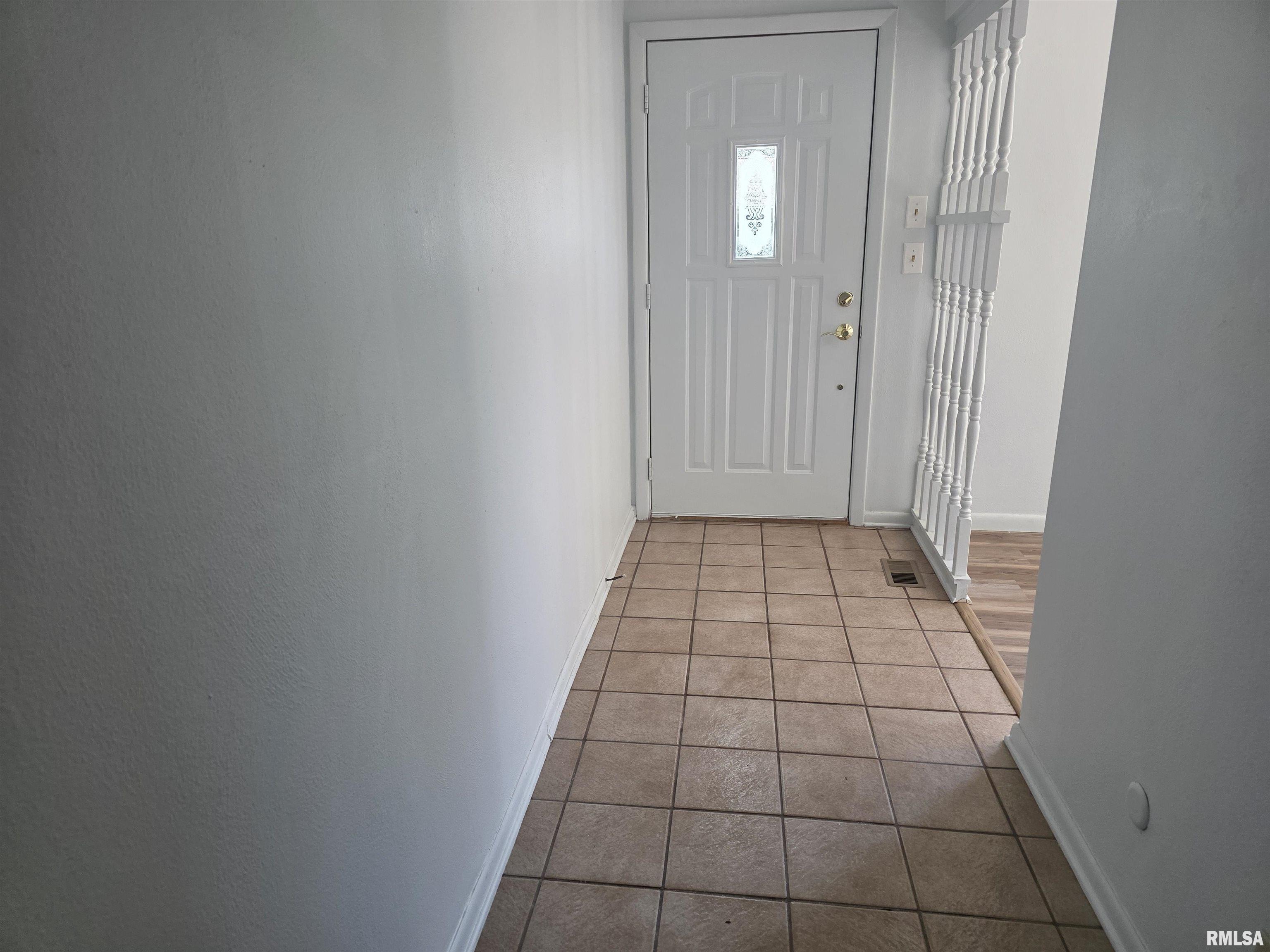 Property Photo: 9 Blackberry Run Avenue IL 62801