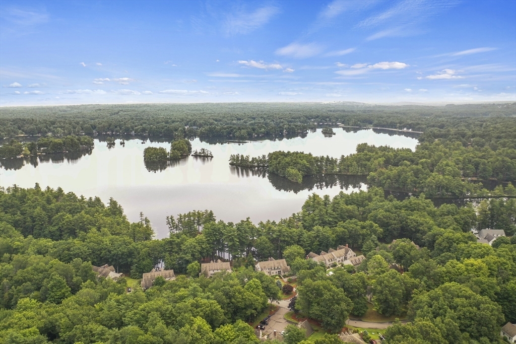 Property Photo: 16 Wintergreen Ct 16 MA 01462