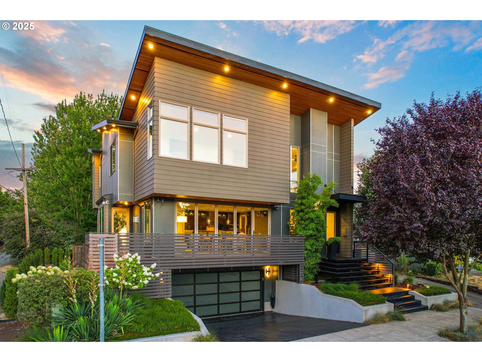 7318 N Olin Ave  Portland OR 97203 photo