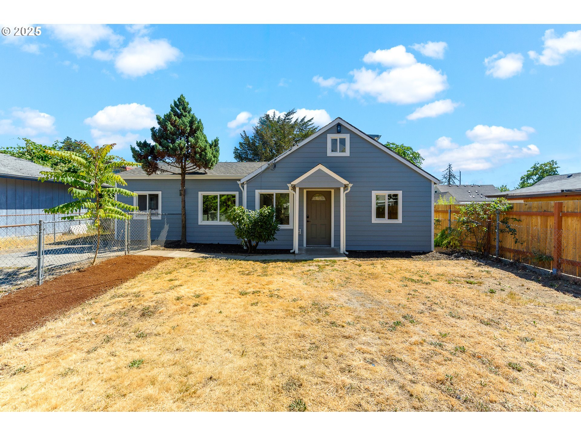 8220 SE Gray St  Happy Valley OR 97086 photo