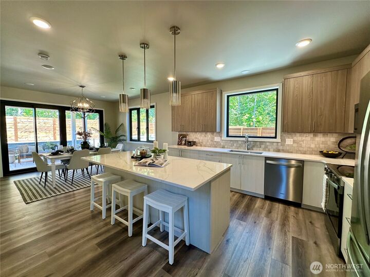 Property Photo: 571 Creston Court WA 98226