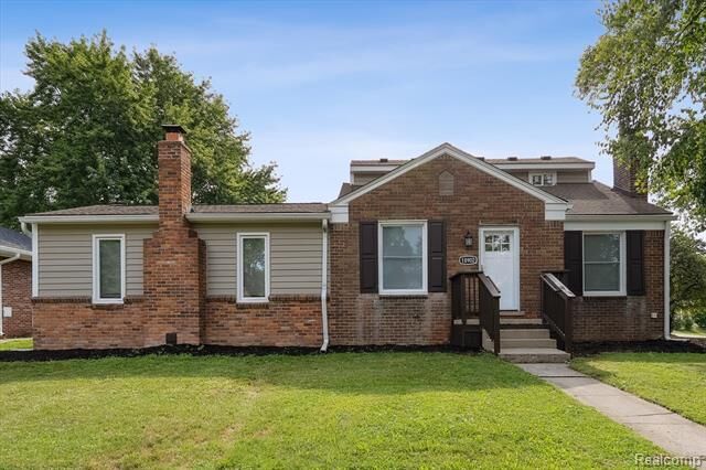 Property Photo:  18902 Westmore Street  MI 48152 