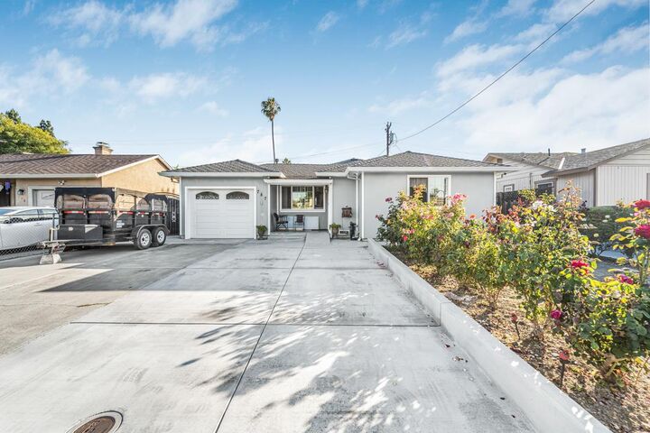 Property Photo:  787 Macredes Avenue  CA 95116 