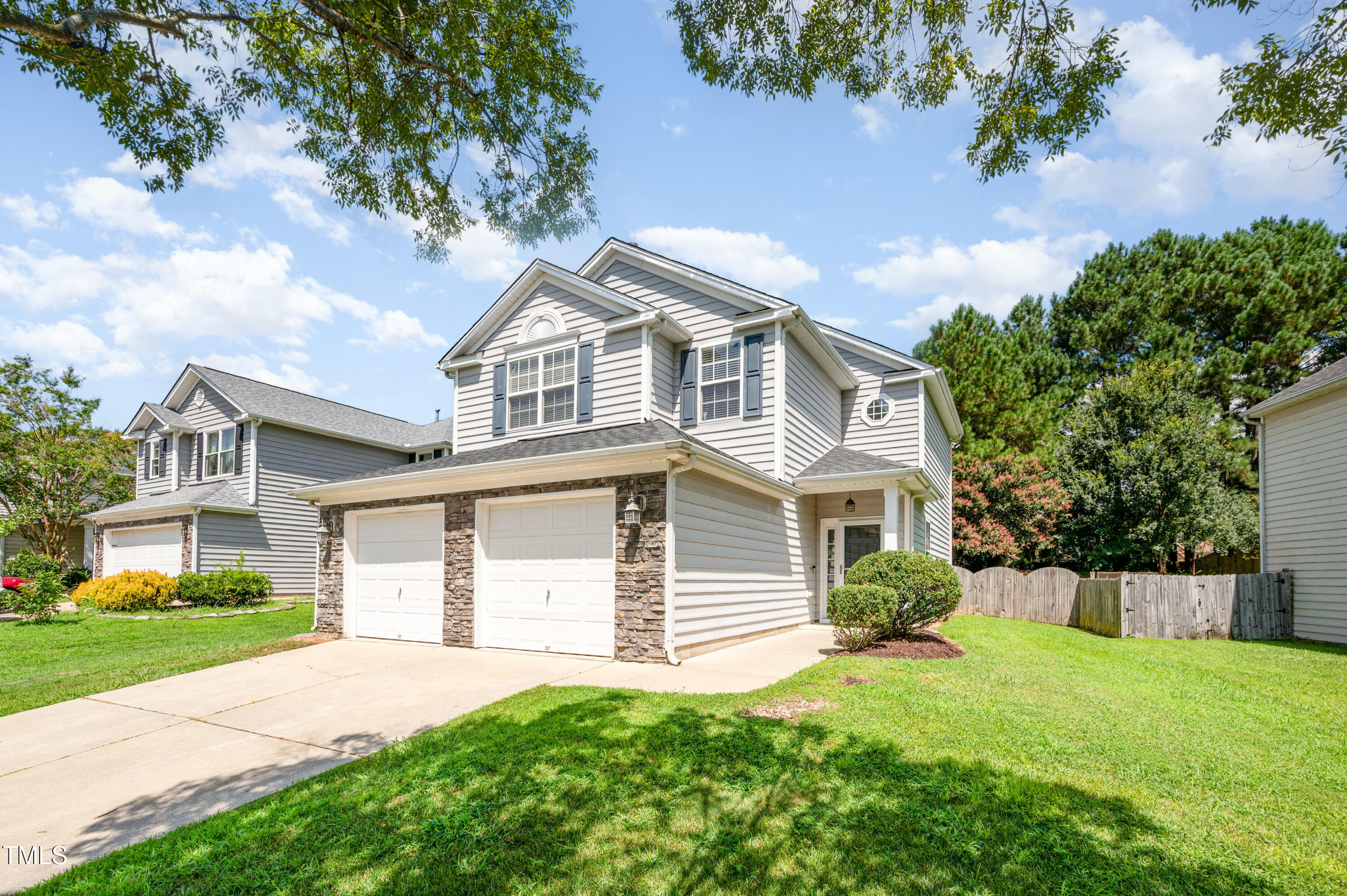 Property Photo: 100 Chalcedony Street NC 27603