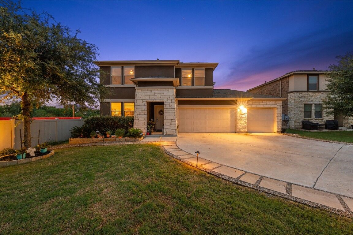 Property Photo: 5500 Omeara Cove TX 78747