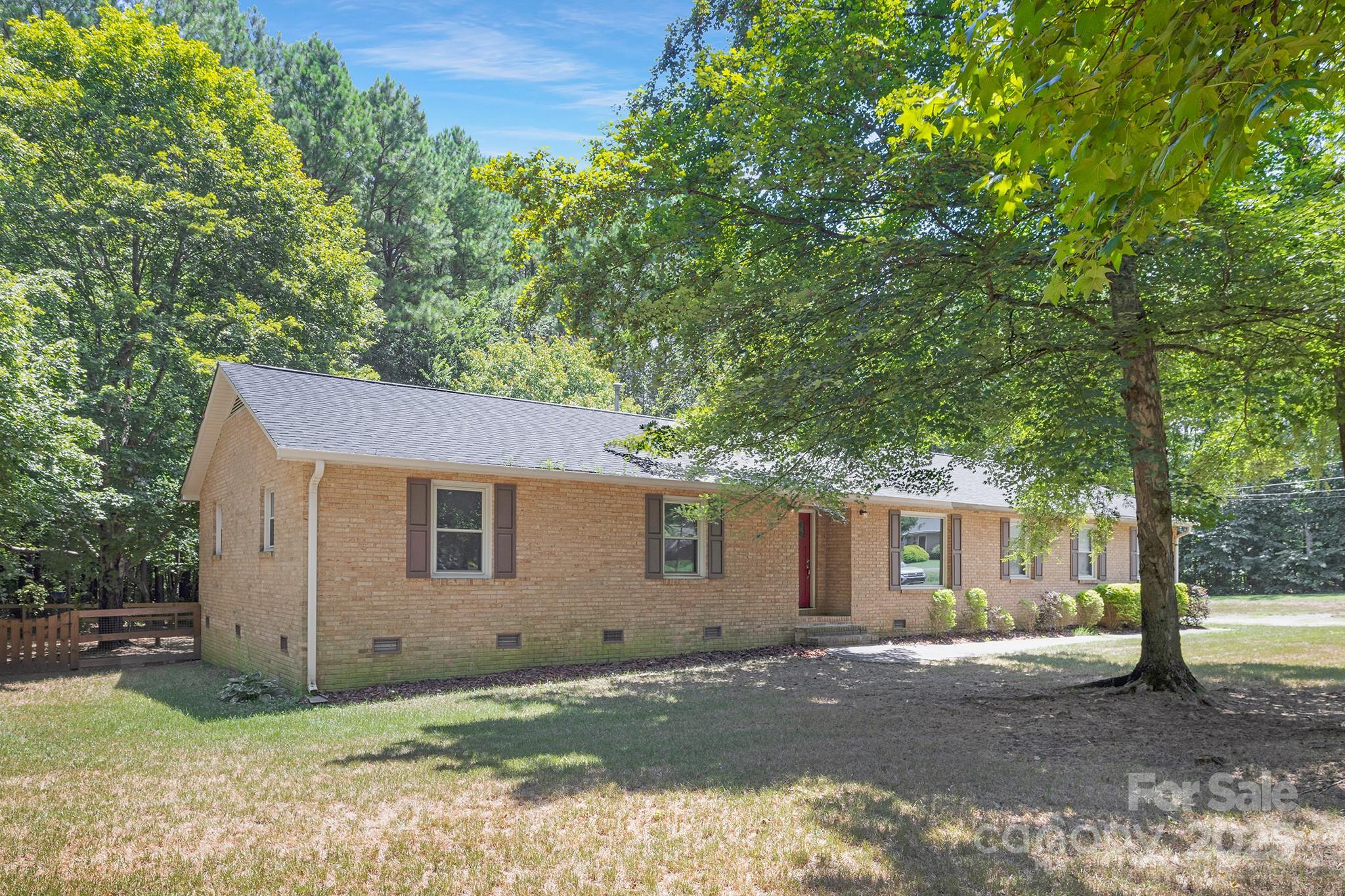 Property Photo: 5930 Astor Drive NC 28075