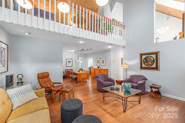 Property Photo:  2 Stuart Circle  NC 28804 