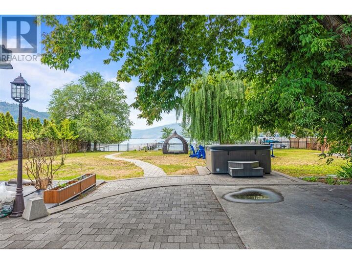2640 Lakeshore Road  Vernon BC V1H 1N1 photo