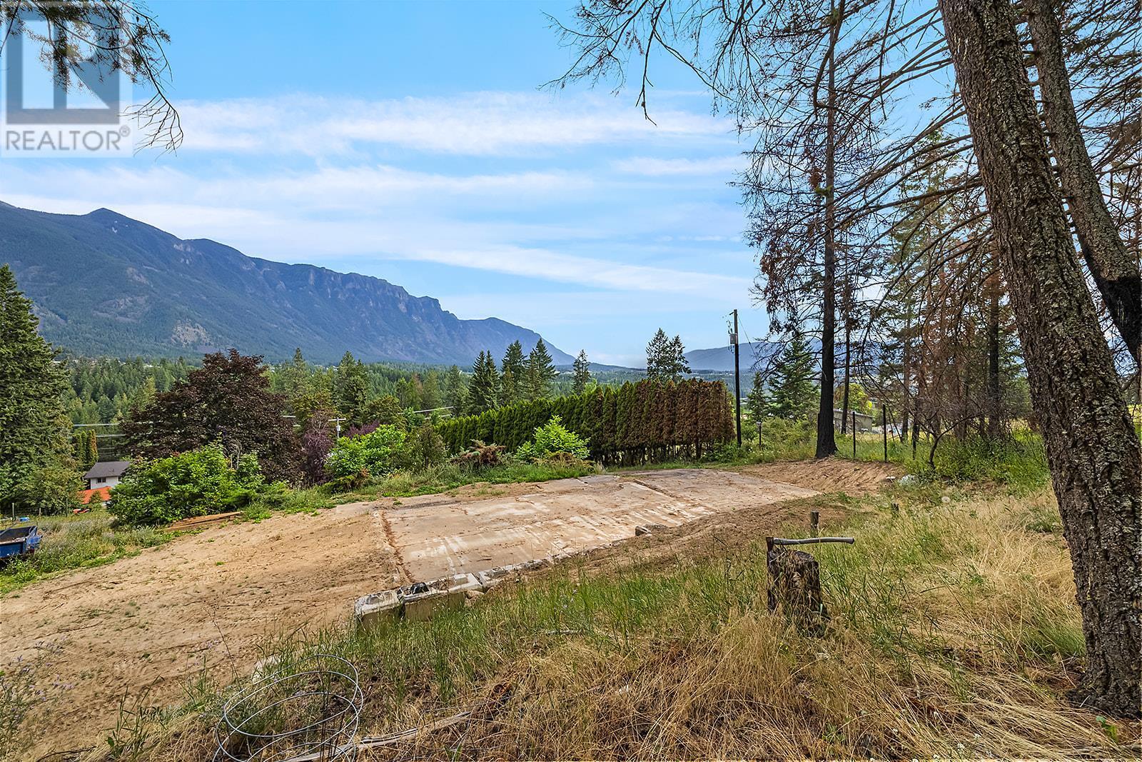 Property Photo:  3930 3 Highway  BC V0B 1K0 