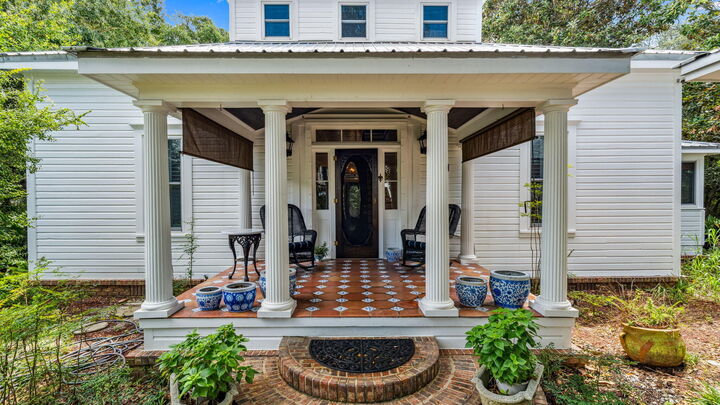 Property Photo:  103 Gulf Point Road  FL 32459 