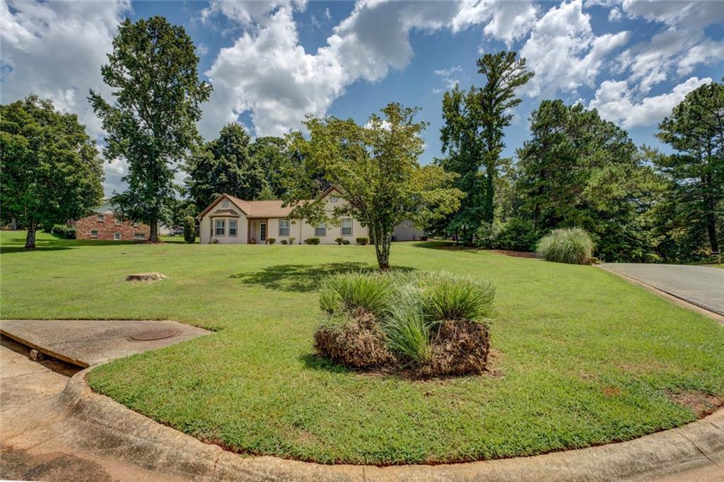 Property Photo: 4938 Lake Forest Dr GA 30094