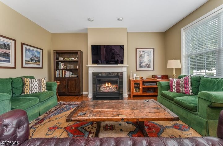 Property Photo: 12 Higgins Ct NJ 08822