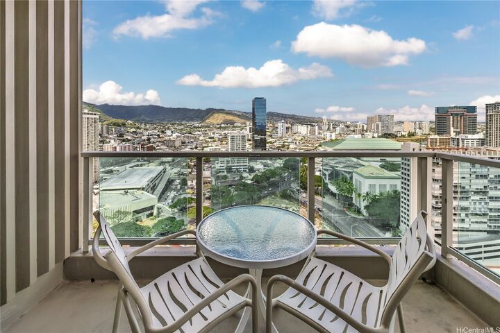 Property Photo: 410 Atkinson Drive 2226 HI 96814