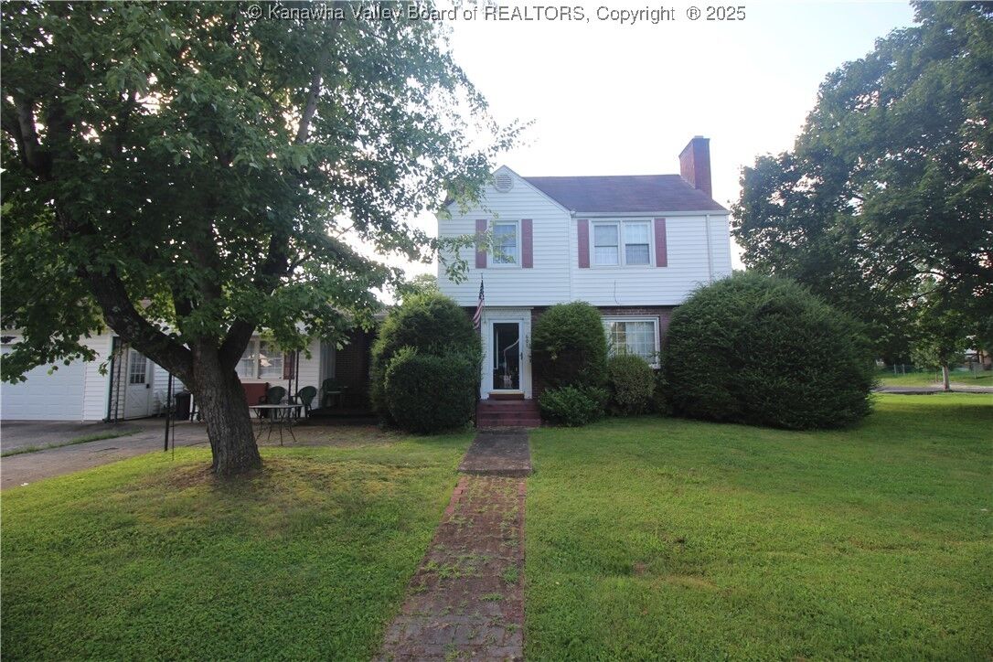 Property Photo: 601 43rd Street SE WV 25304