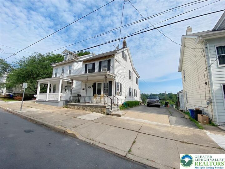 Property Photo:  541 Wilkes Barre Street  PA 18042 