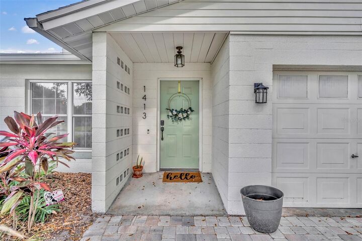 Property Photo: 1413 Moselle Avenue FL 32807