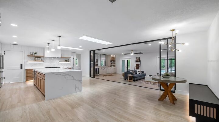 Property Photo: 15520 Vinola Drive FL 34756