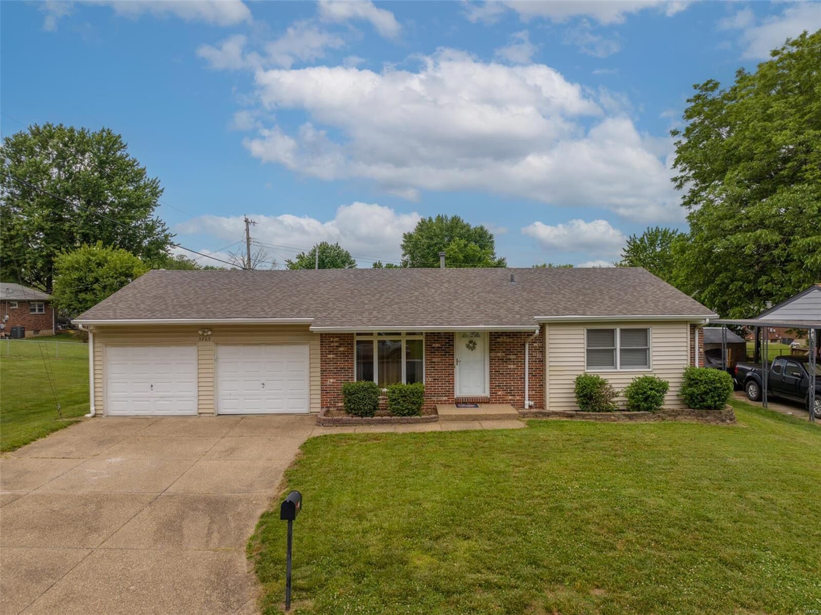 Property Photo:  3205 Fleet Lane  MO 63301