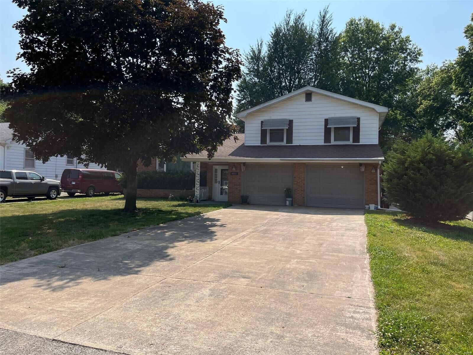 Property Photo: 4051 Breckenridge Lane IL 62040