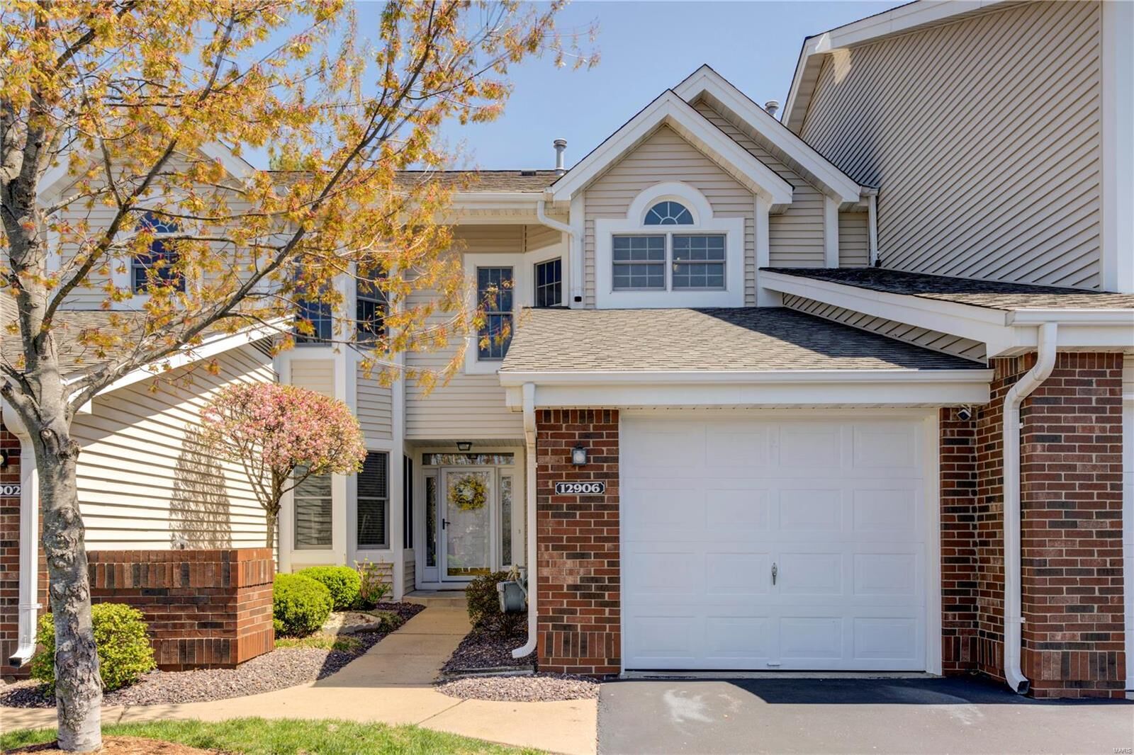 Property Photo:  12906 Twin Meadows Court  MO 63146 