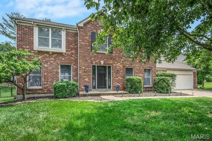 1720 Eldon Ridge Court  Chesterfield MO 63017 photo