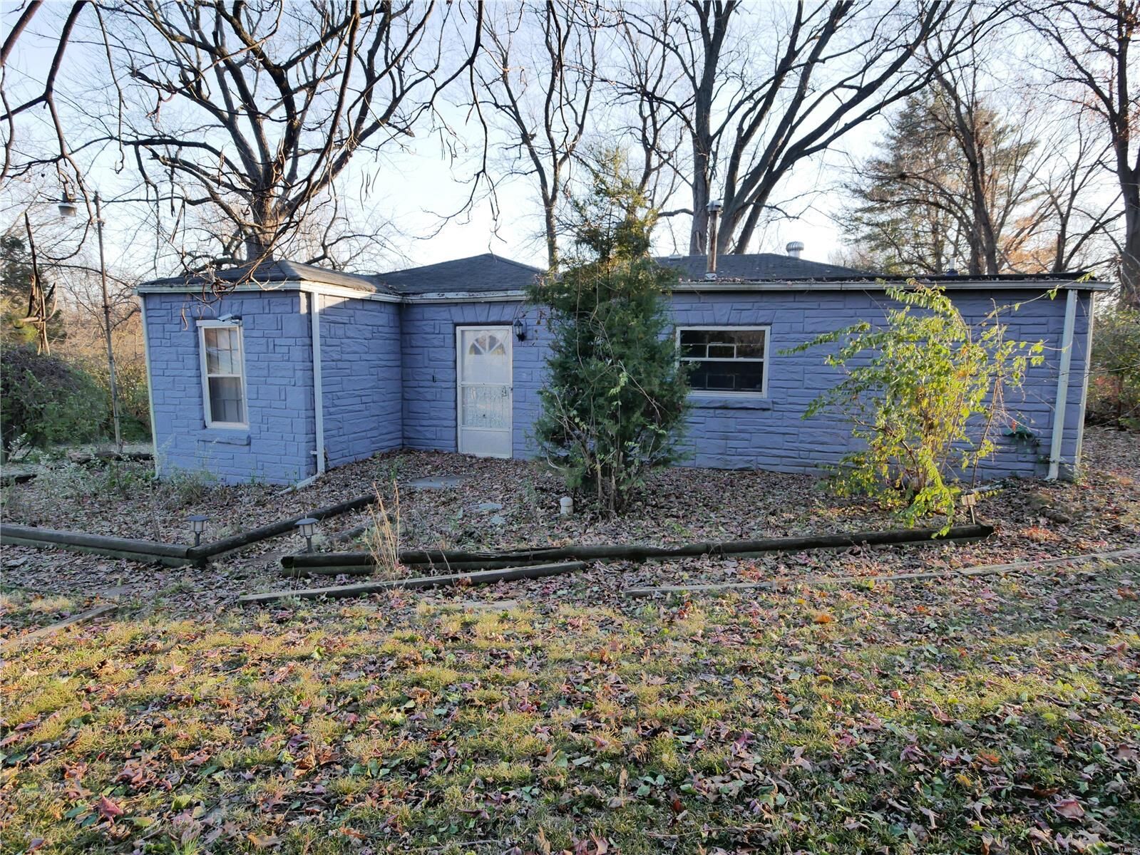Property Photo: 10179 Bon Oak Drive MO 63136
