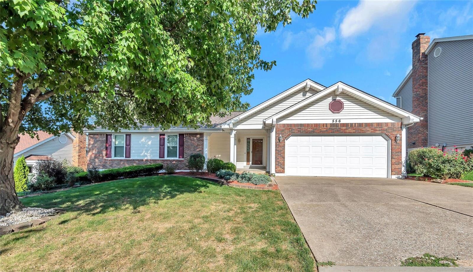 Property Photo: 556 Highfield Drive MO 63304
