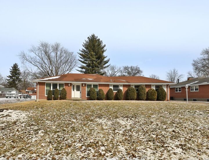 4055 Nara Drive  Florissant MO 63033 photo