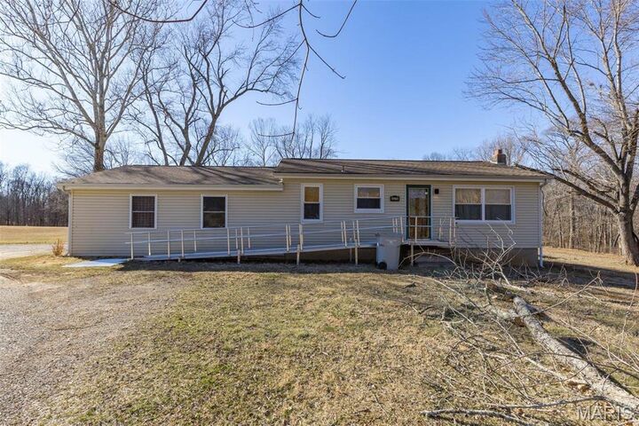 Property Photo:  4279 Ee Highway  MO 63640 